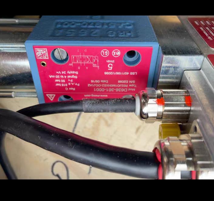 MOOG D636-361-0001