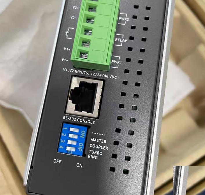 MOXA EDS-408A
