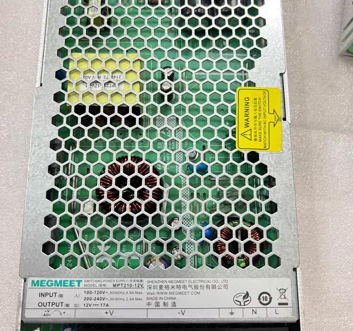 MPT210-12V    210W 12V 17A