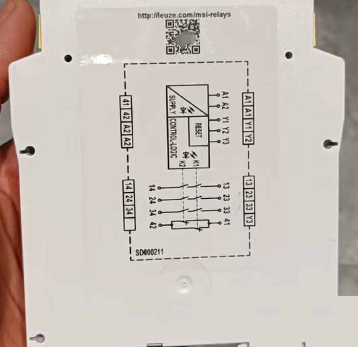 MSI-SR-ES31-01 3 1 2 800 20