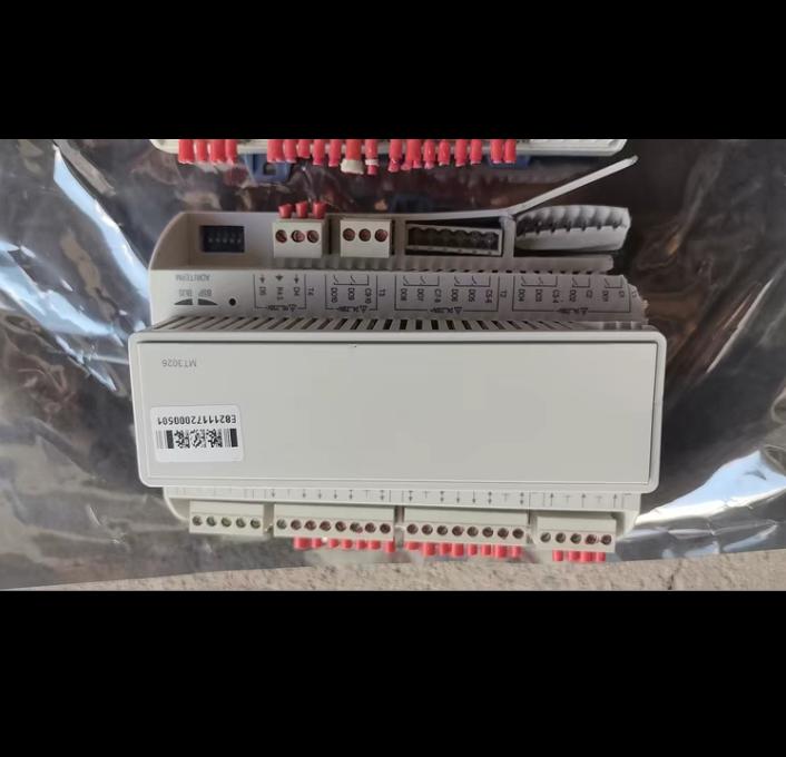 MT3026POL985 00 MCQ