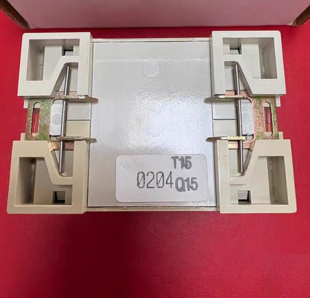 MTL 2215 IS-output switch operated relay 24Vdc