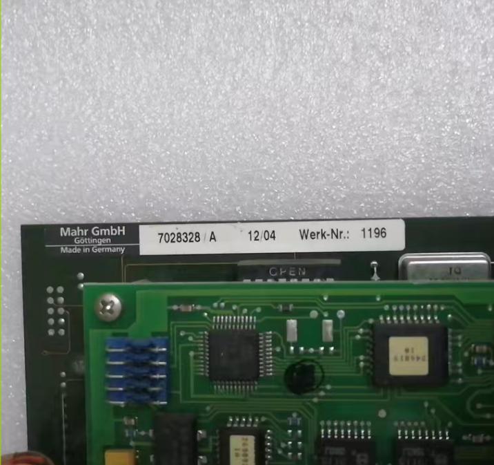 Mahr GmbH 7028328 A Werk-Nr 1196 ISA