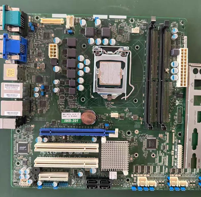 Micro ATX IMB-390-L 1151 6 CPU