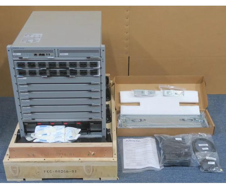 DCS-7308 8-Slot EM-7300X-32Q-LC EM-7300-SUP
