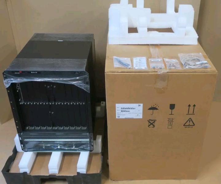 MLXe-16 16-Slot BR-MLXE-16-MR2-M-AC BR-MLX-MR2-M