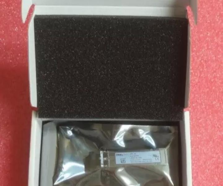 10GBASE-SR LTF8502-BC C5RNH 850nm -DEN1