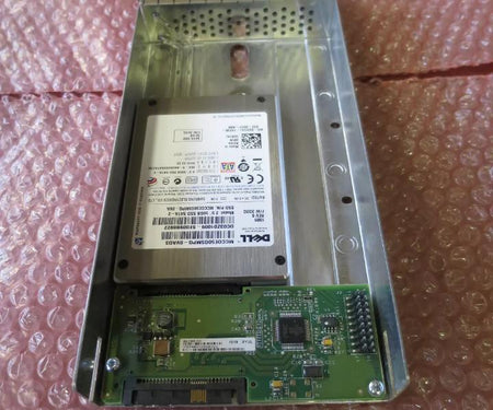 MCC0E50G5MPQ-0VA 0936788-01 G914J 50GB