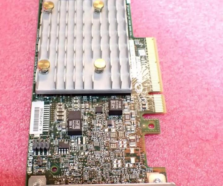 2100-8i 8-Port S26361-F5888-L201