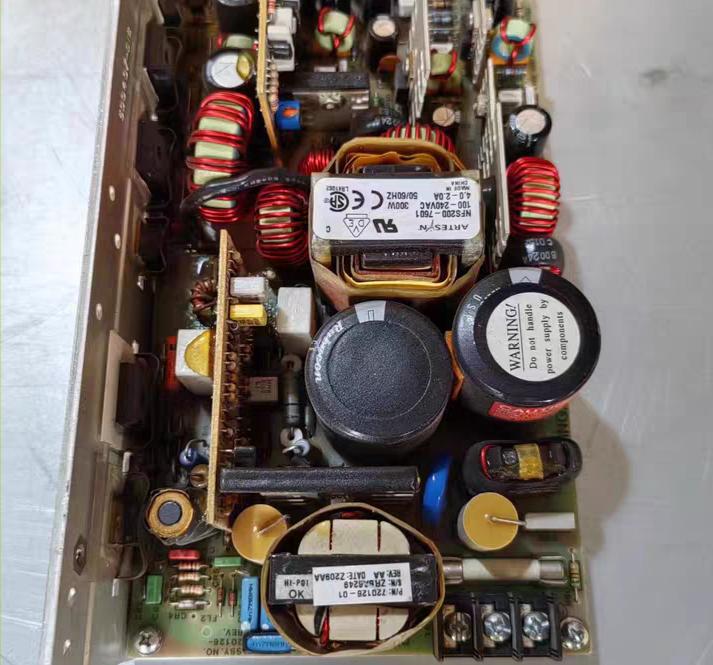 NFS200-7601     300W 100-240V 4 0-2 0A