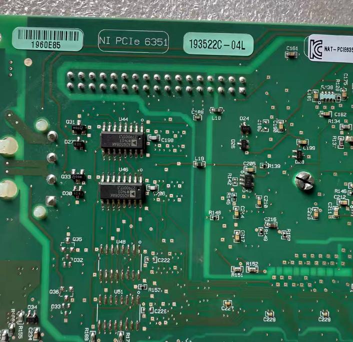 NI PCIe-6351