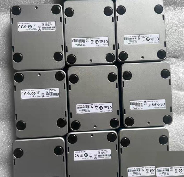 NI USB-8452 I2C SPI 781964-03 10