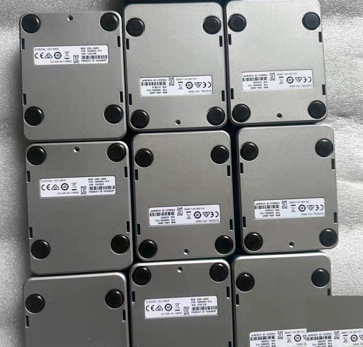 NI USB-8452 I2C SPI 781964-03 10