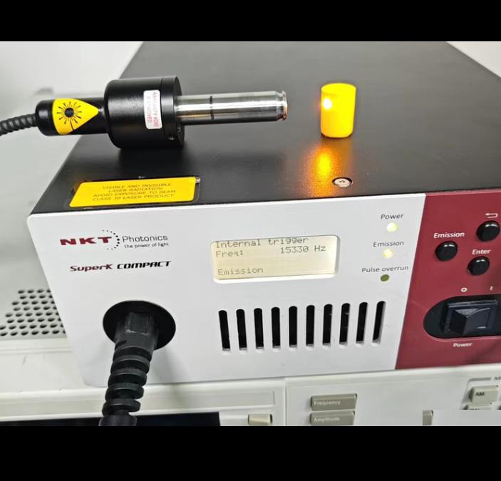 NKT Phtonics SuperK Compact 450-2400nm 110mw 20mw O E S C L USB CWDM DMDM OCT ASE 3D