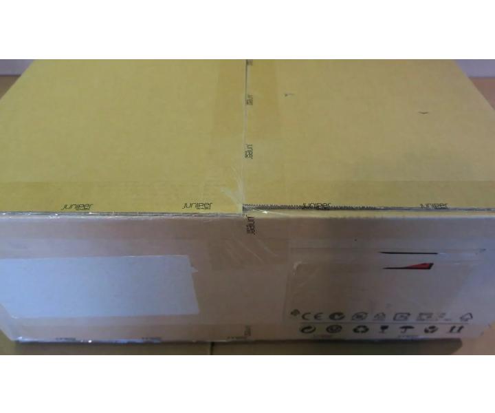 SRX550-645AP SRX550