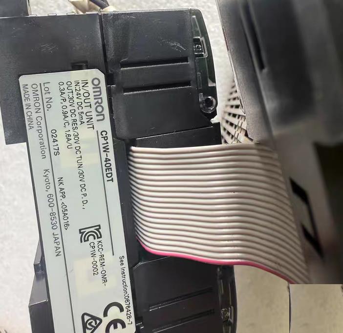 OMRON CP1H-X40DT-D CP1W-8ET CP1W-40EDT
