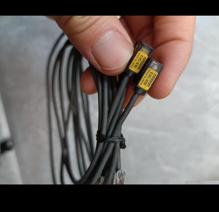 OMRON E3C-S50 E3C-S10 2 220
