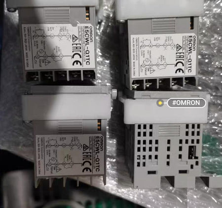 OMRON E5CWL-Q1TC 4 100-240VAC LCD