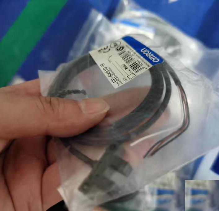 OMRON EE-SX910-R 1 26