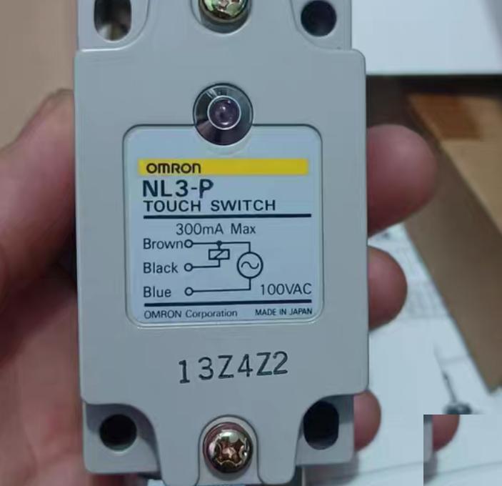 OMRON NL3-P AC100V 2 1300 N17