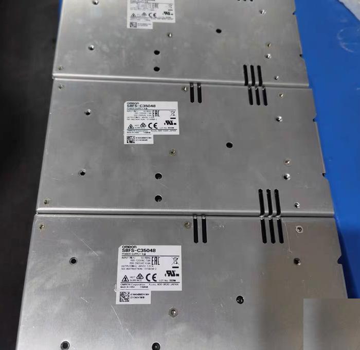 OMRON S8FS-G30024CD 400 3 OMRON S8FS-C35048 100