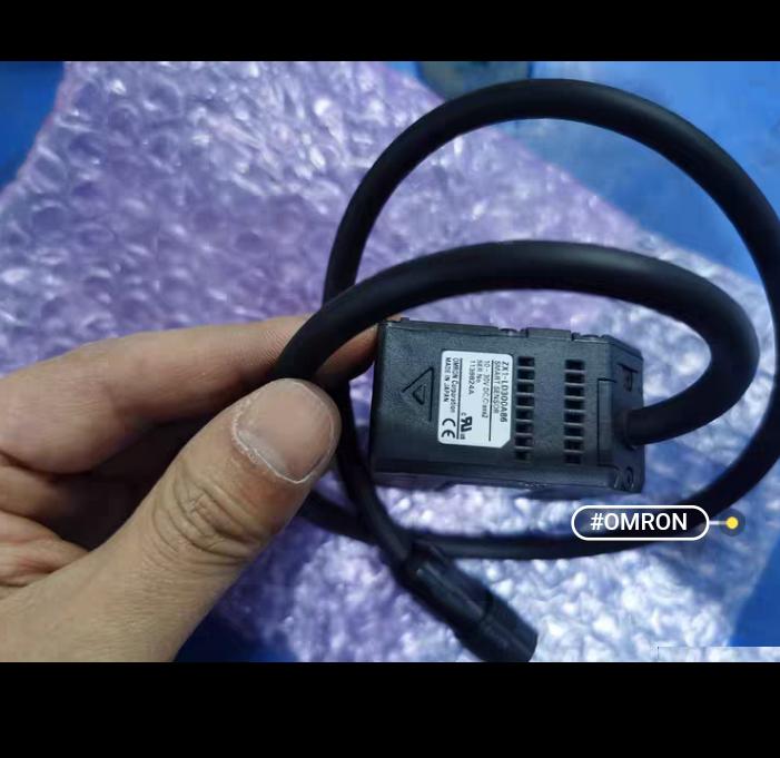 OMRON ZX1-LD300A86 0 5 2