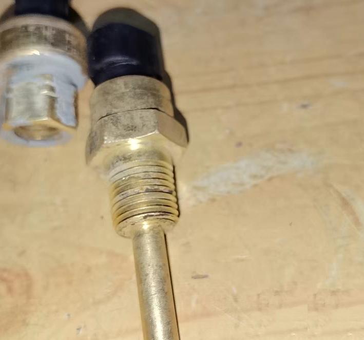 OP12DA039 OP12DA040 HK05YZ007 TRANSDUCER 30HXC HH79NZ059