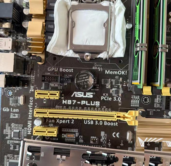 P8Z77-V LX 1155 DDR3 Asus H87-PLUS DDR3 1150 HDMI 160