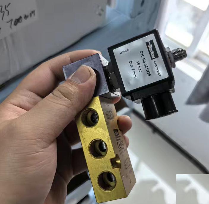 PARKER LUCIFER 341N35 10bar Orif 7mm