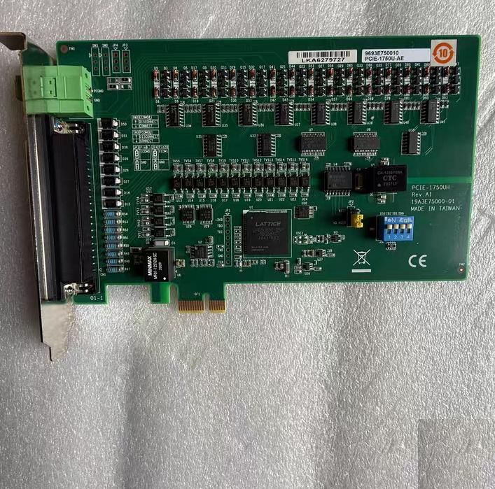 PCIE-1750U 32 IO