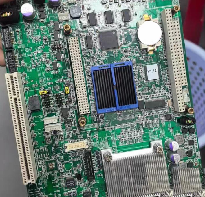 PCM-9562N 1GB SSD