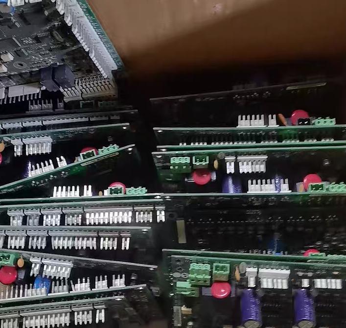 PD5-SCPM3 CEPL130416-03-R J4-32GB-500-402-EE 30HXC 30HXY