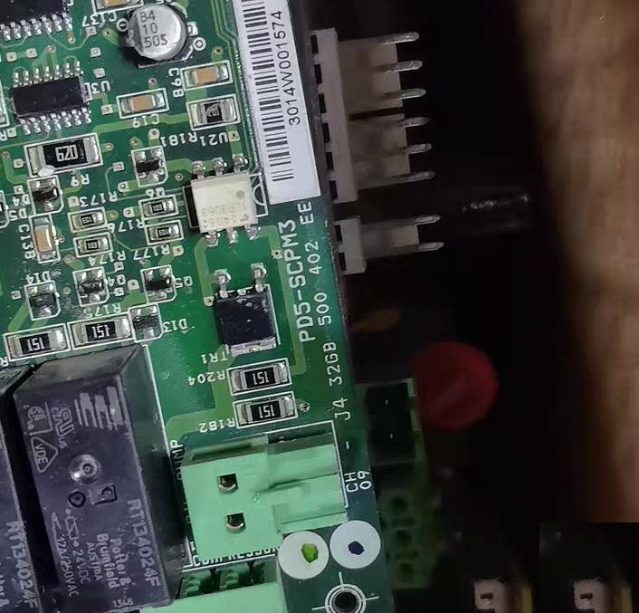 PD5-SCPM3 CEPL130416-03-R J4-32GB-500-402-EE 30HXC 30HXY
