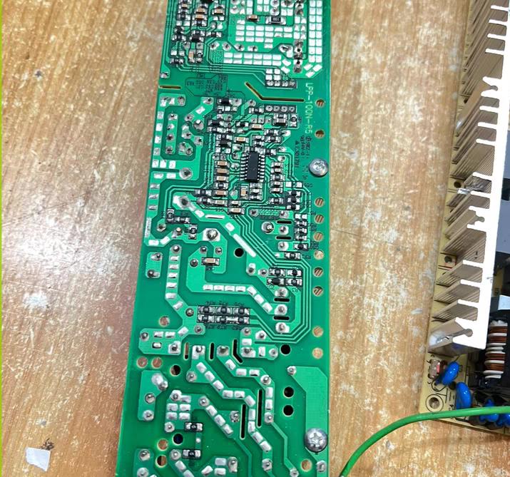 PFC    LPP-100-5 5V20A 100W
