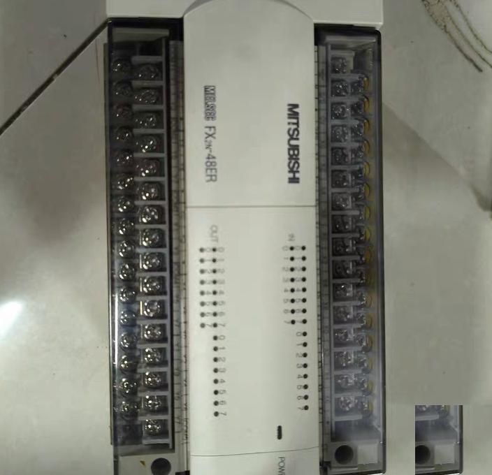 PLC FX2N-48ER