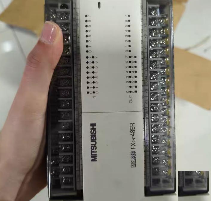PLC FX2N-48ER