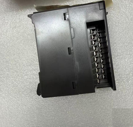PLC NP1X1606-W NP1Y16T09P6