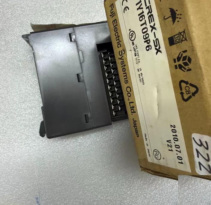 PLC NP1X1606-W NP1Y16T09P6