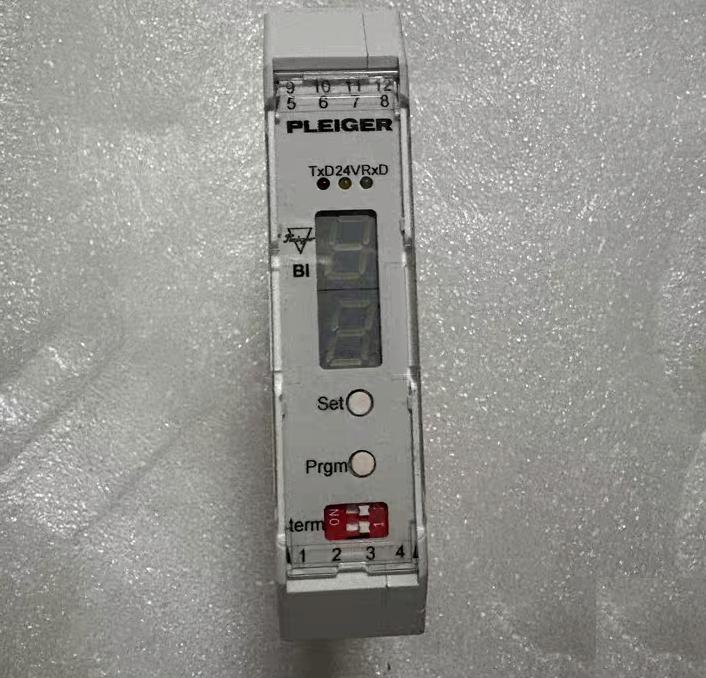 PLEIGER BI 9341100200 LCD 24VDC