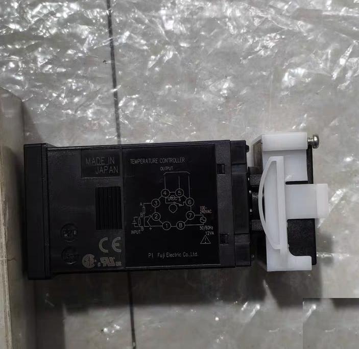 PXR4TAS1-0V200 AC85-264V 16A