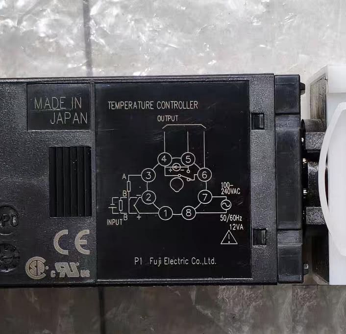 PXR4TAS1-0V200 AC85-264V 16A
