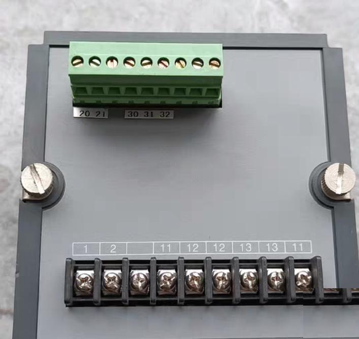 PZ42-AV3 110v 3 220