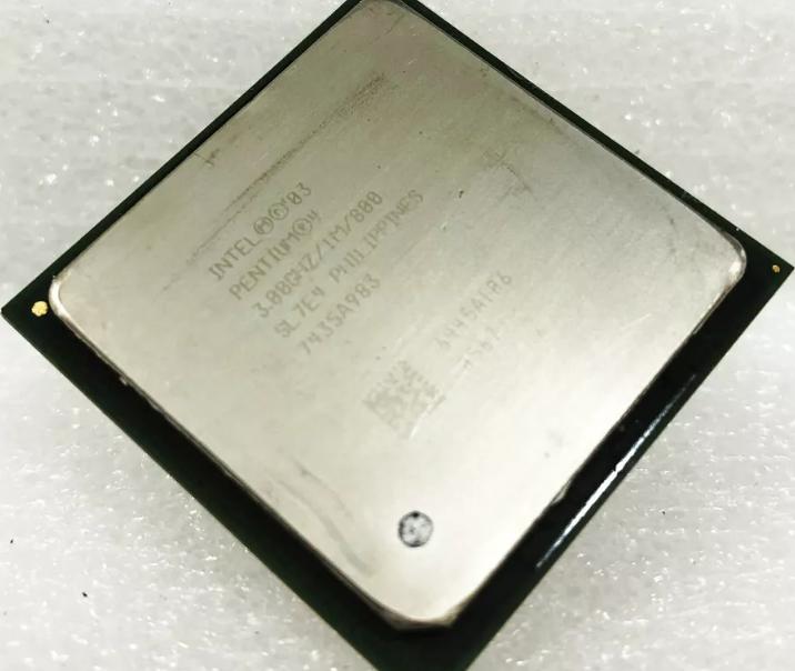 0GHZ SL7E4