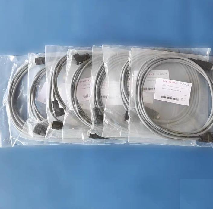Pfeiffer PT448250-T Pfeiffer Sensor Cable for Compact FullRange Gauges and Controller Units 3 meters Hirschmann GO 6 WF 932447100Pfeiffer B4707283MA