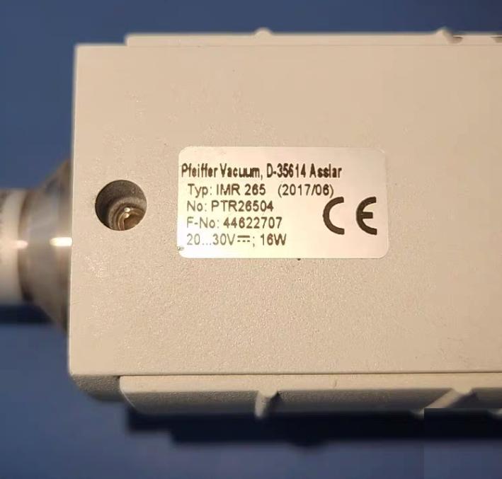 Pfeiffer PTR26504 IMR 265 Flange size DN 16 ISO-KF The maximum pressure applies to inert gases and temperatures below 55 C Two gauge heads Pirani and hot cathode in a single case High measurement accuracy Automatic cathode protection Corrosion resistant