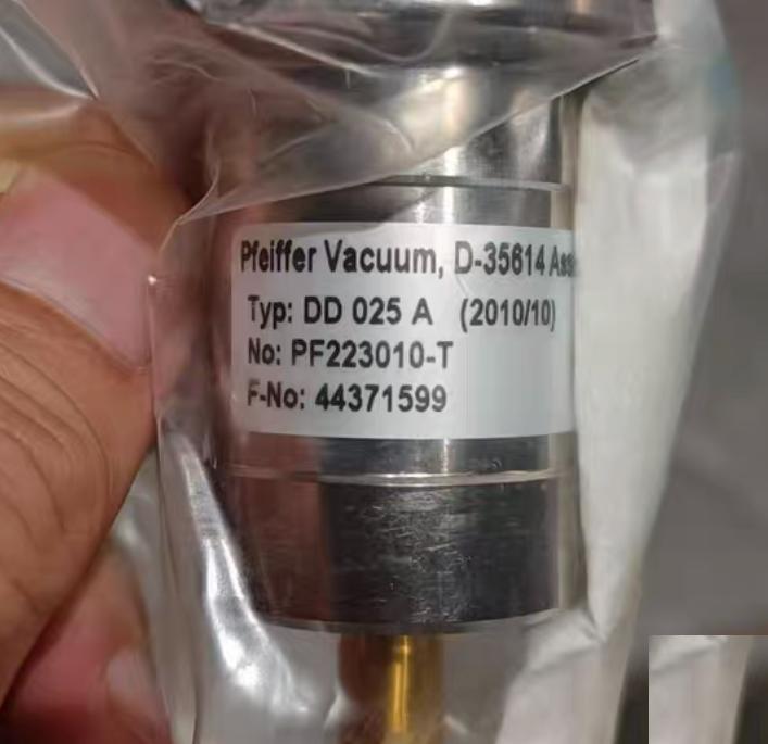 Pfeiffer Vacuum DD 025 A PF223010-T 2 5500 X1-2