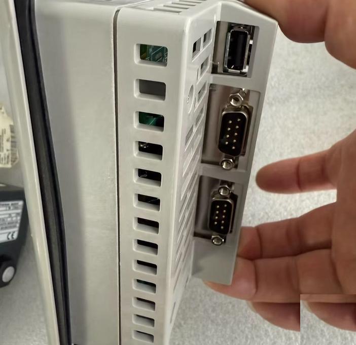 Pro-face PFXGP4301TADW24VDC USB