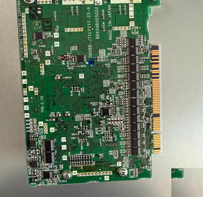 Q PLC Q80BD-J71LP21S-25 Q80BD-J71LP21S-25A Q PLC PC Q80BD-J71LP21S-25