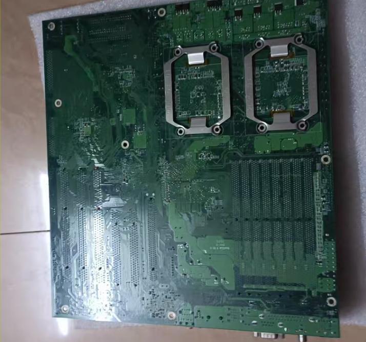 R630 S26361-D1691-A22-GS3 S26361-D1691 TYAN S2676 CPU 2 CPU