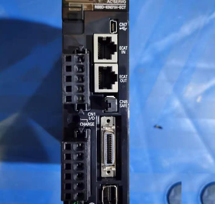 R88D-KN01H-ECT-Z100W EtherCAT 200-240V